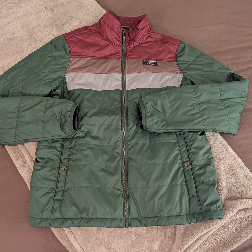 L.L. Bean Women's Burgundy Puffer Jacket